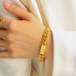 Thick Flat Chain Bracelet